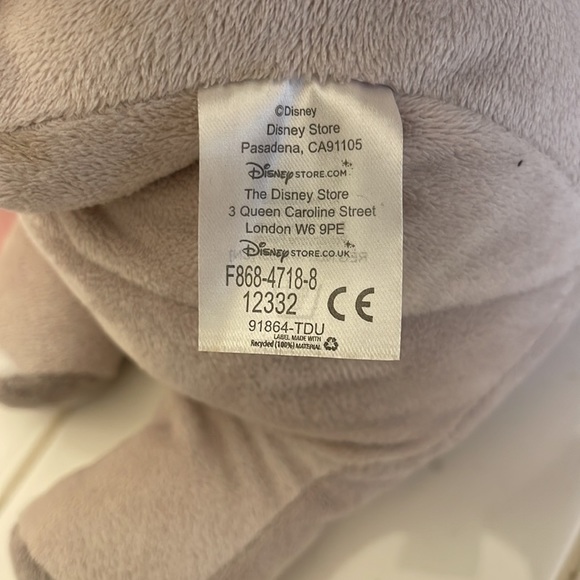 Disney Store Exclusive Dumbo Elephant 15" Plush Stuffed Animal Toy Disneyana - Picture 5 of 5